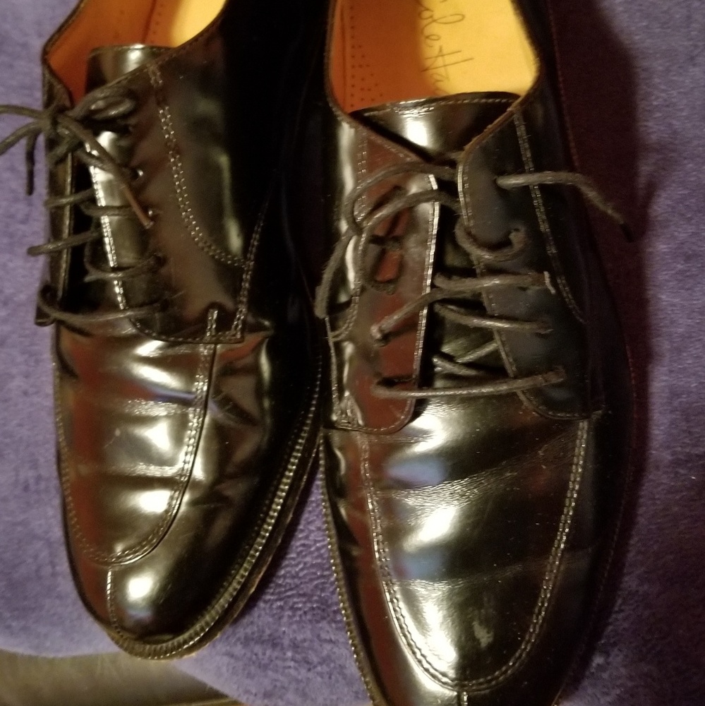 Mens shoes